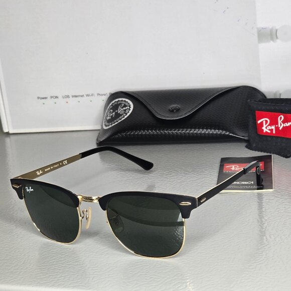 Ray-Ban RB3716 Sunglasses - Picture 1 of 5